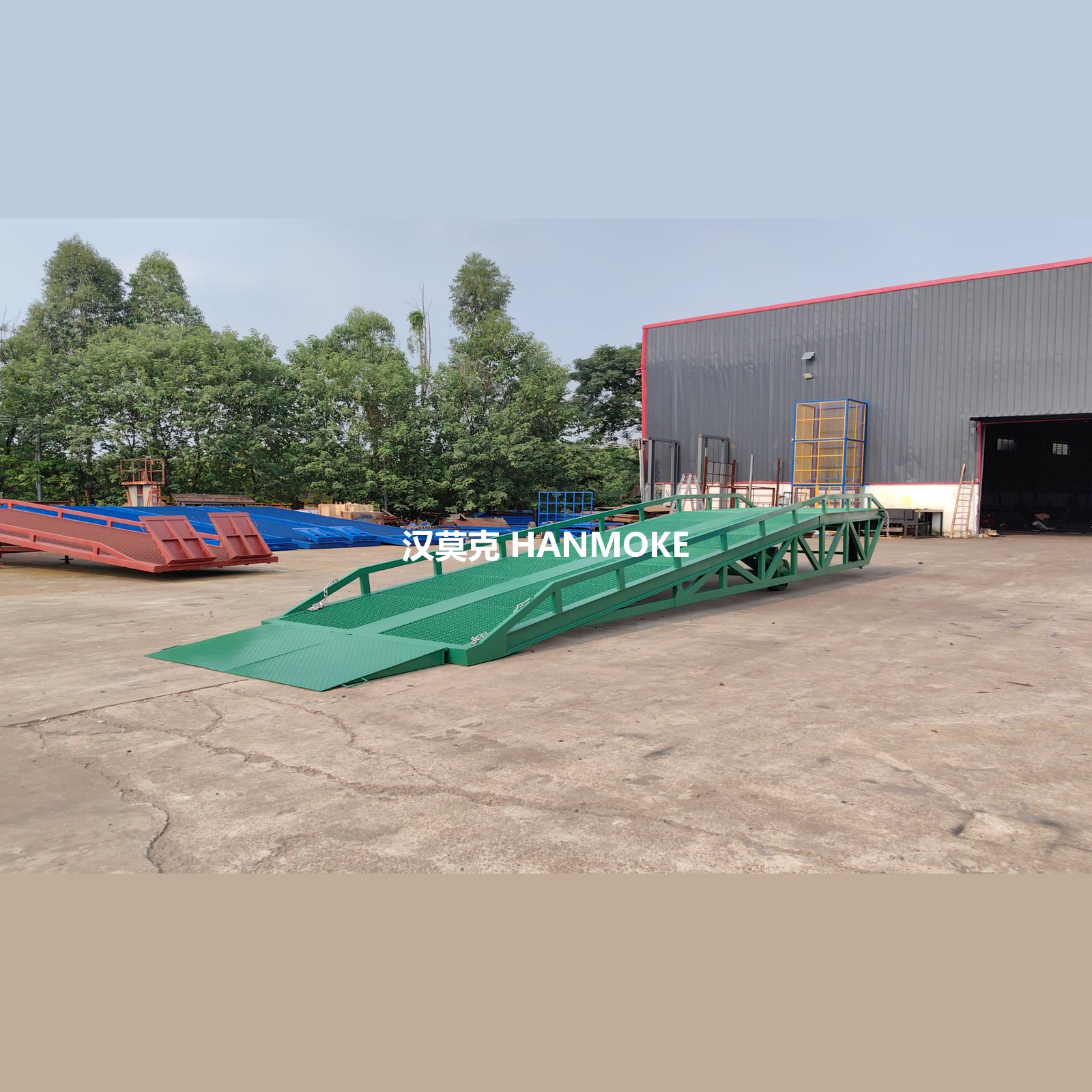 中置花纹板液压移动登车桥 HRHS-B 实拍 24